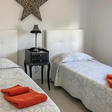 Вілла Casa Mojo Las Villas